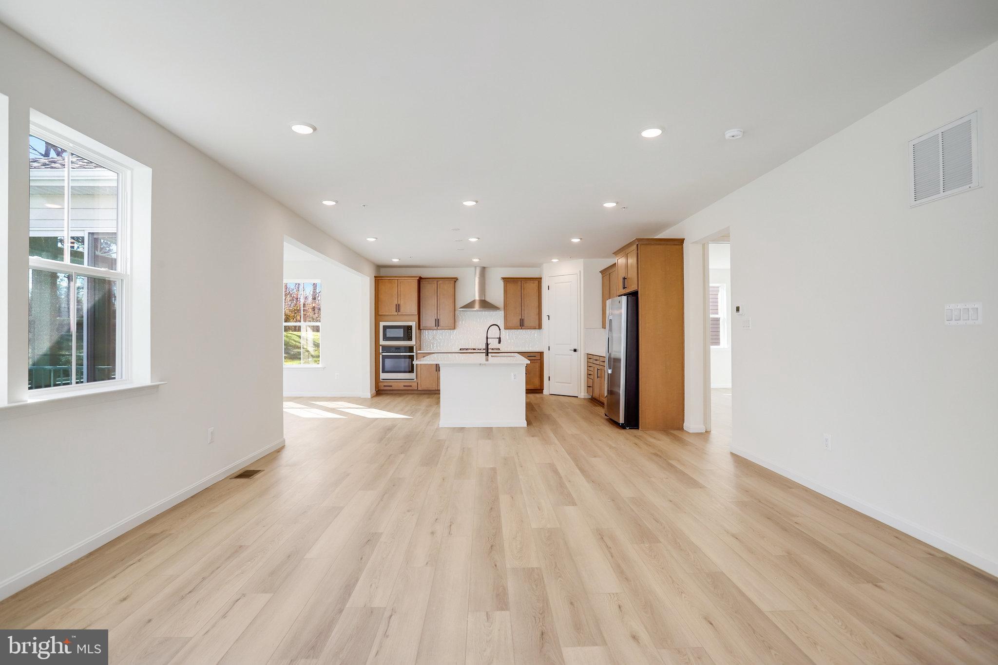 ROBERTS CROSSING - Residential