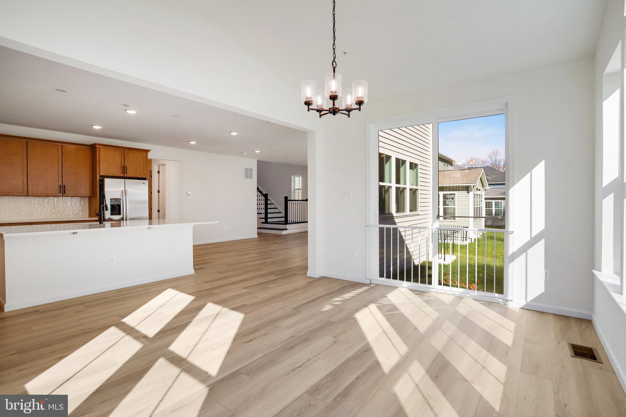 ROBERTS CROSSING - Residential