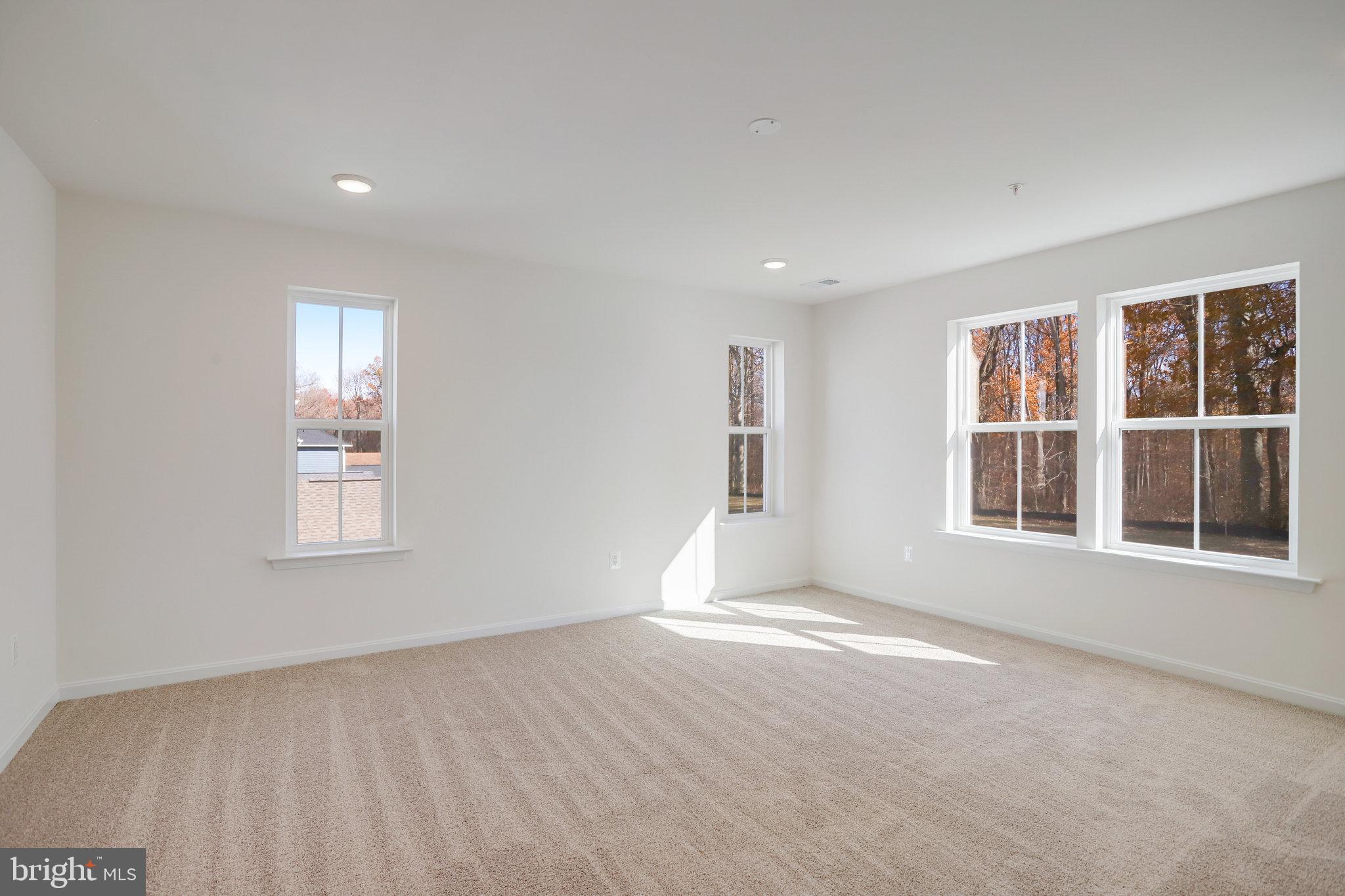 ROBERTS CROSSING - Residential