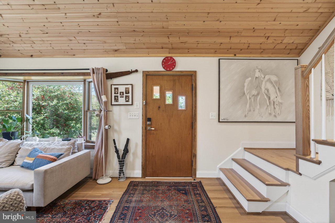 202 LAKE ARROWHEAD ROAD