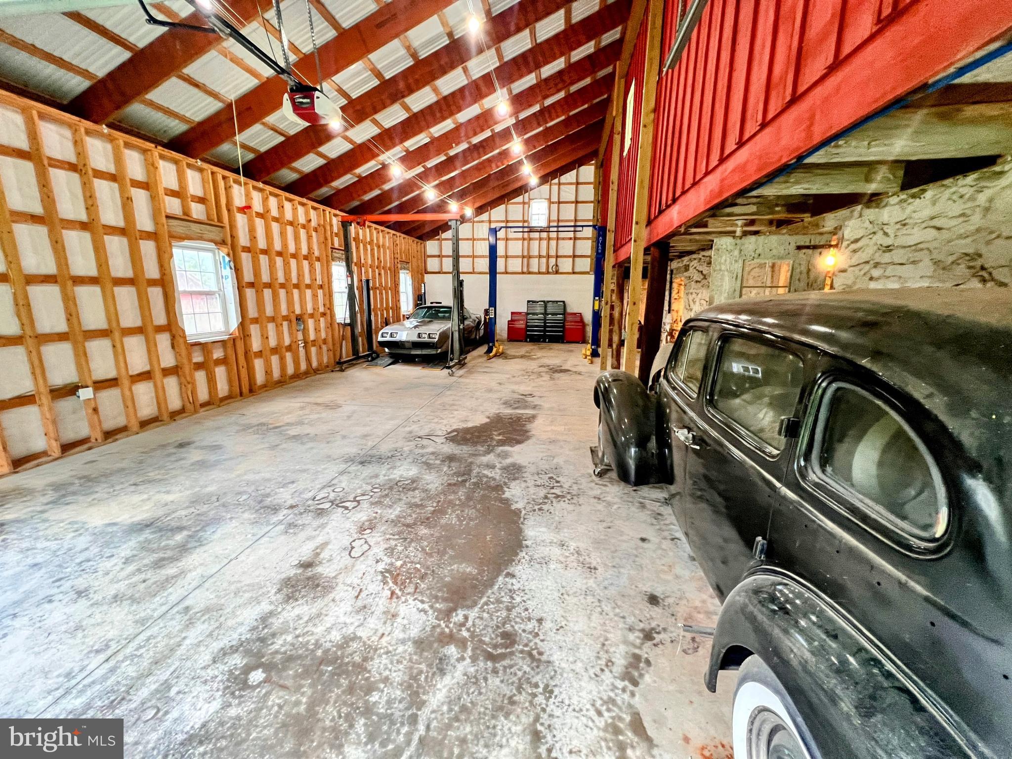 AMBLESIDE DOWNS - Residential