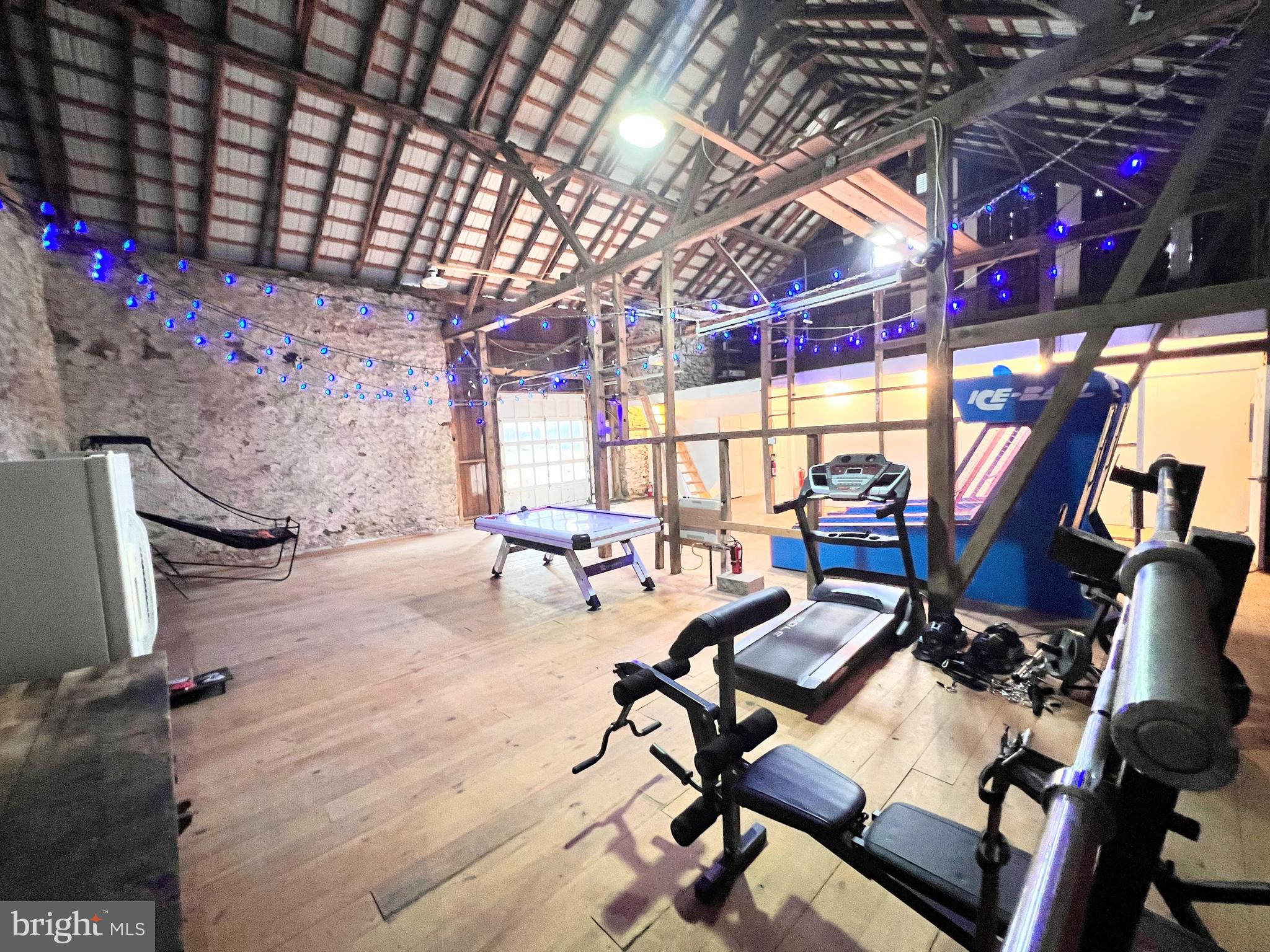 AMBLESIDE DOWNS - Residential