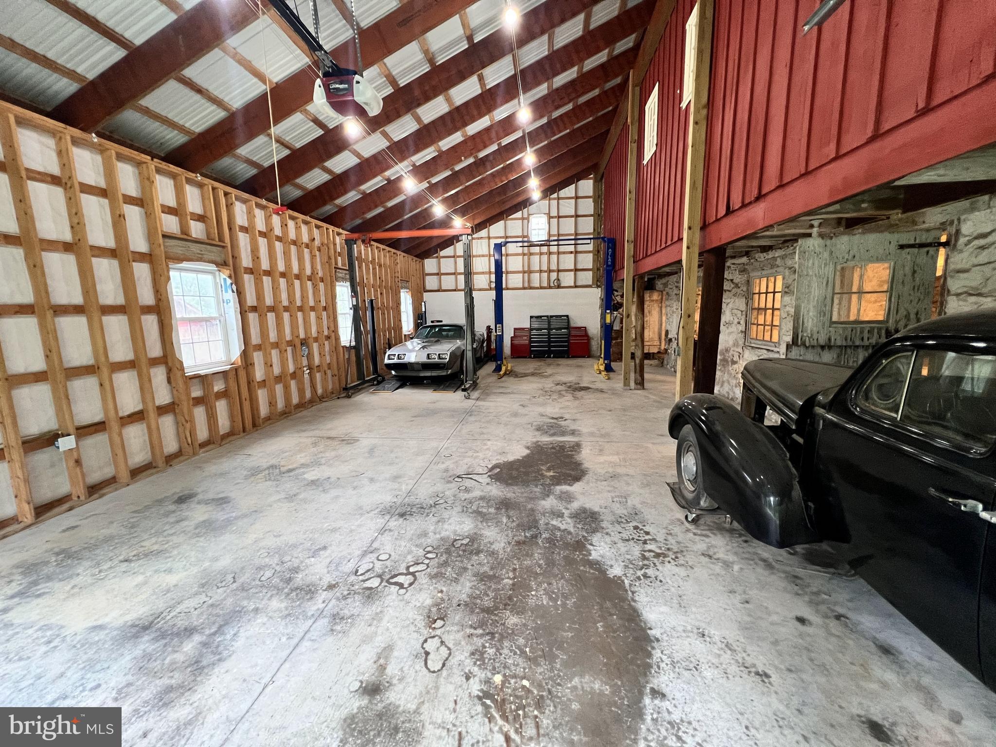 AMBLESIDE DOWNS - Residential