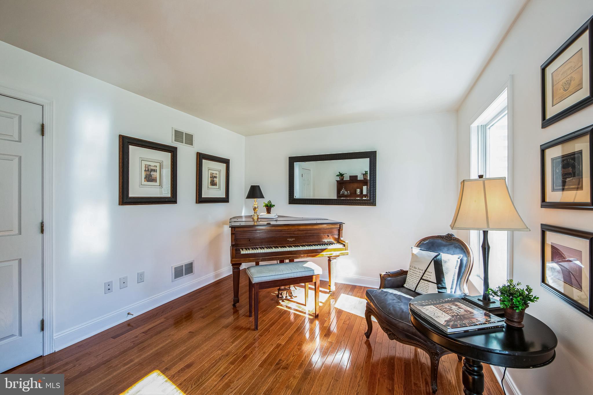 AMBLESIDE DOWNS - Residential