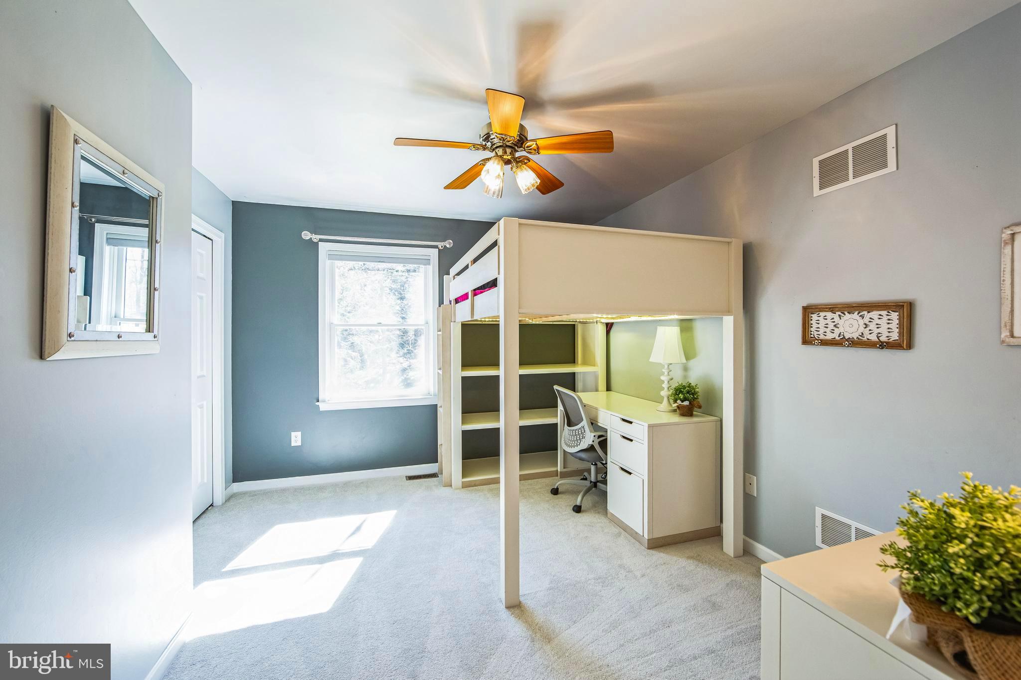 AMBLESIDE DOWNS - Residential