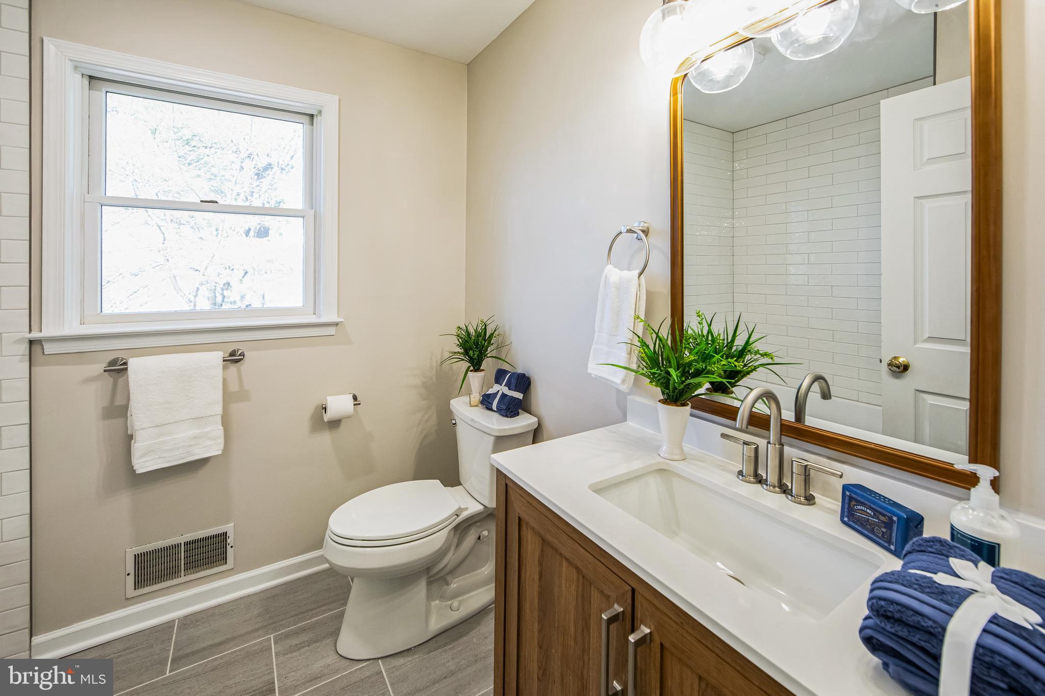 AMBLESIDE DOWNS - Residential