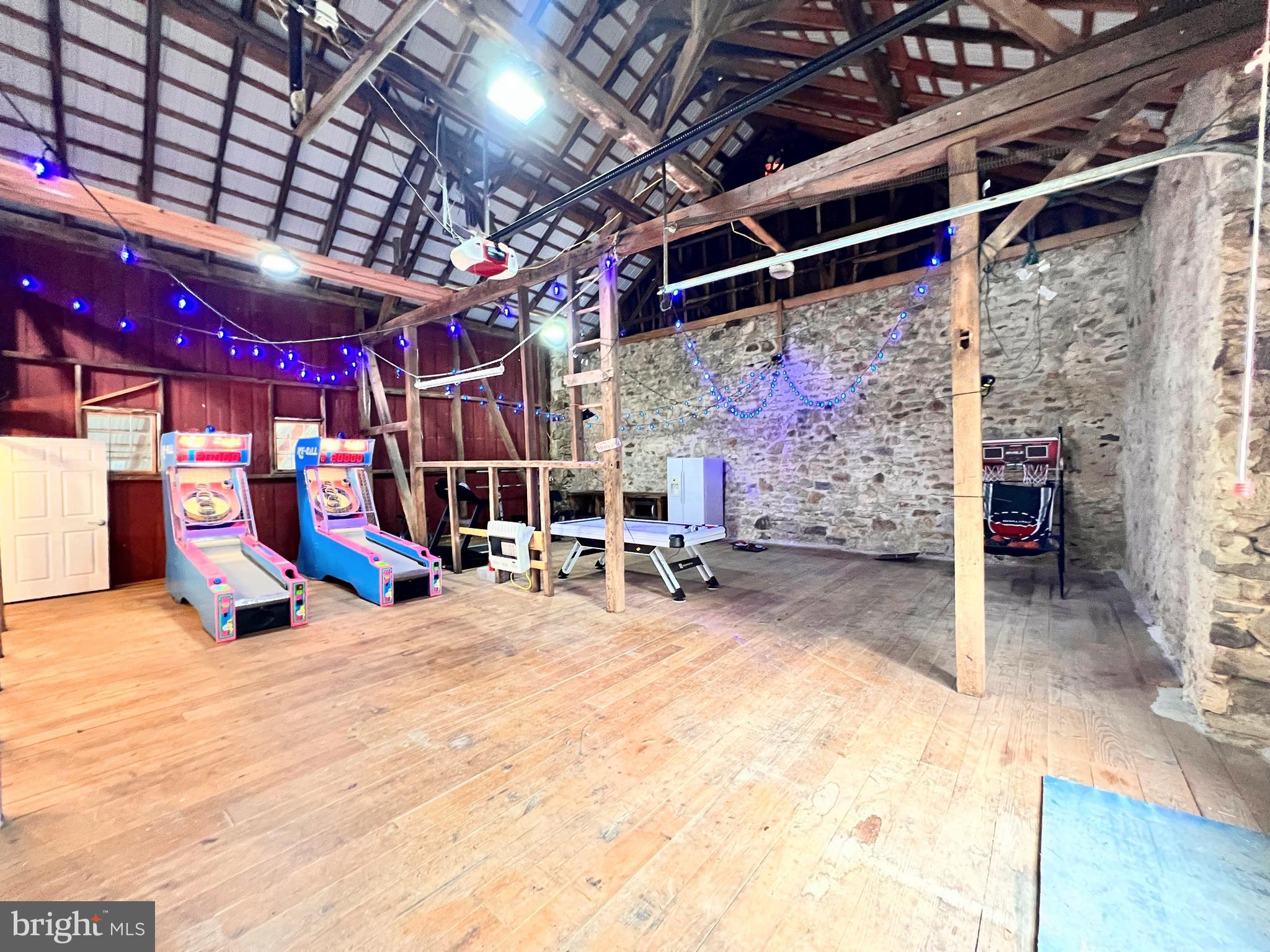 AMBLESIDE DOWNS - Residential