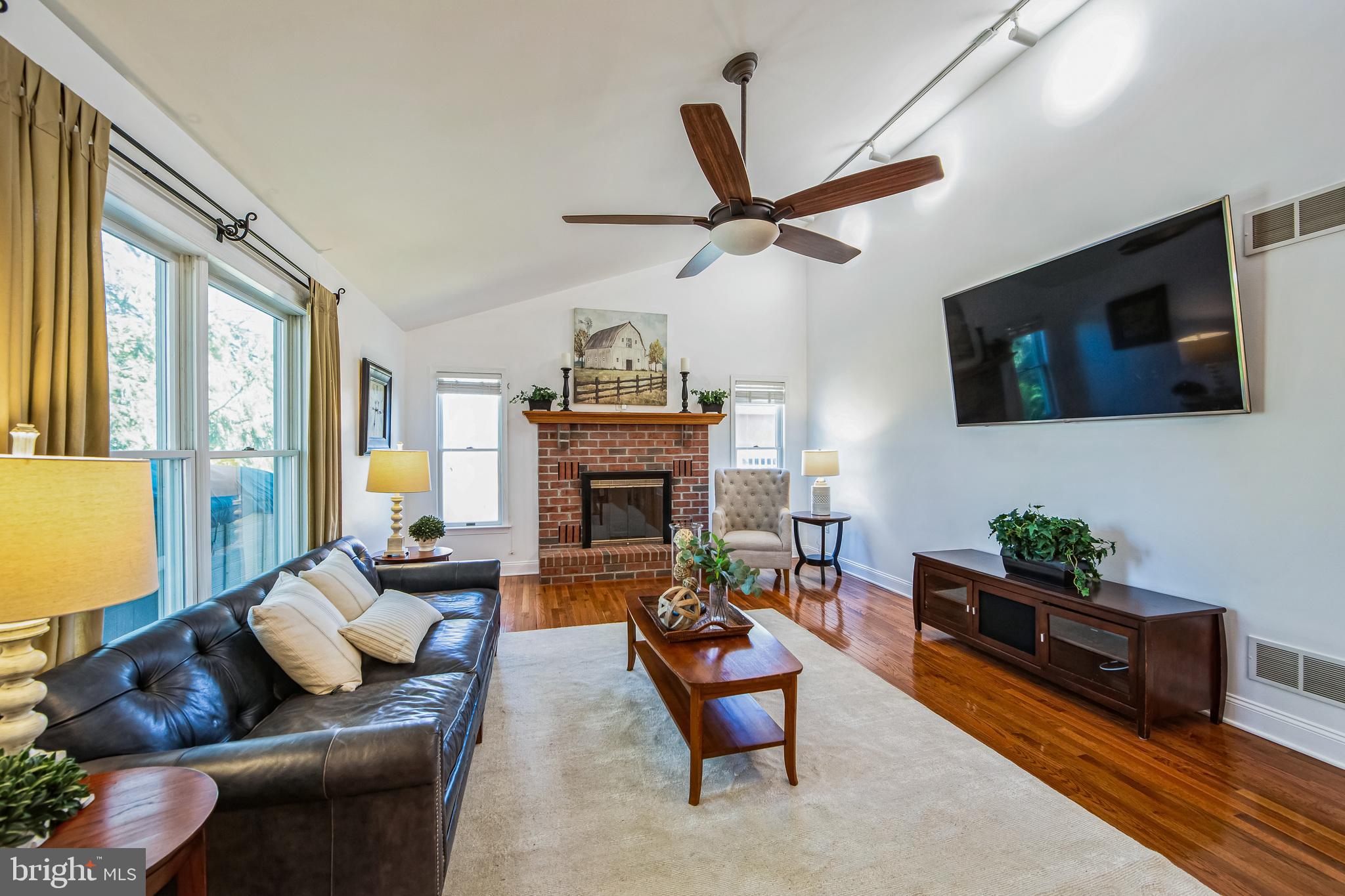 AMBLESIDE DOWNS - Residential