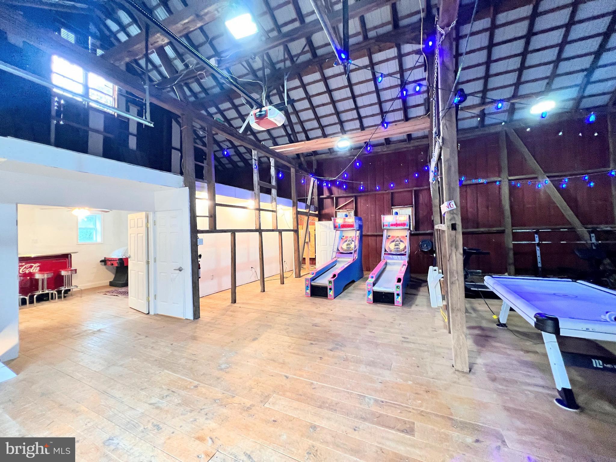 AMBLESIDE DOWNS - Residential