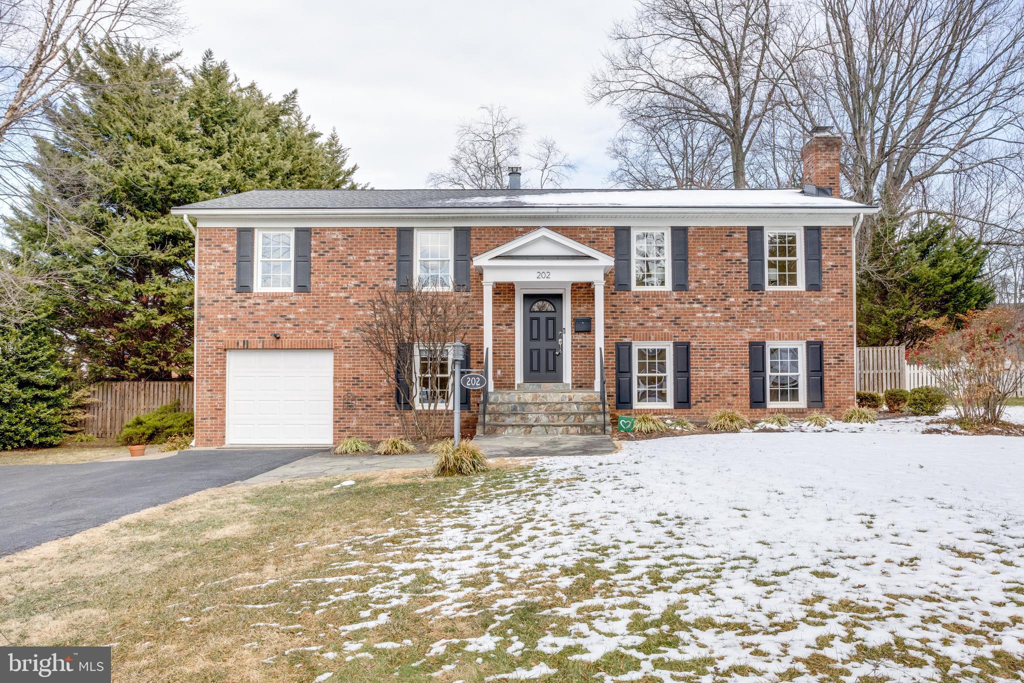 WINDOVER HEIGHTS - Residential