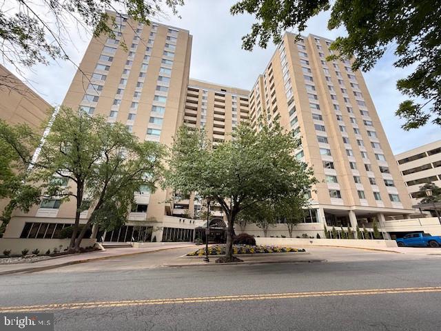 THE ELIZABETH - Residential