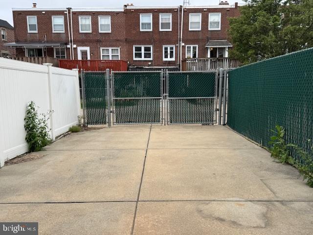 MAYFAIR (WEST) - Residential