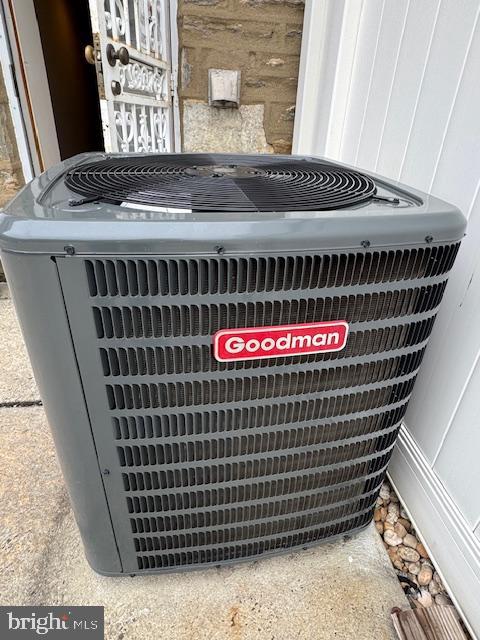 MAYFAIR (WEST) - Residential