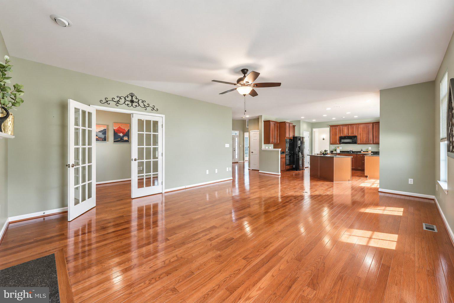 262 CANAL WAY