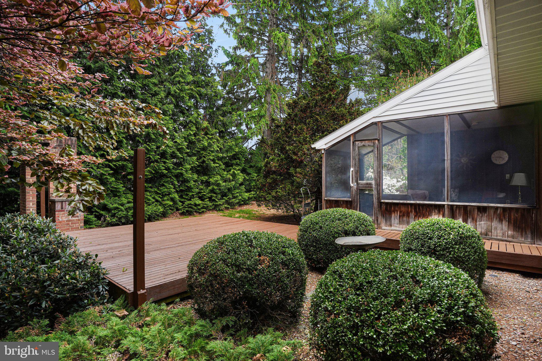 HEATHERLANDS - Residential