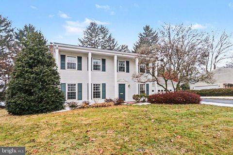 704 BELVEDERE STREET CARLISLE PA 17013