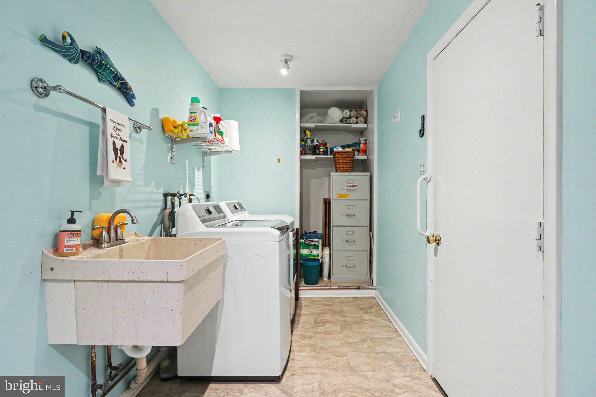 HEATHERLANDS - Residential