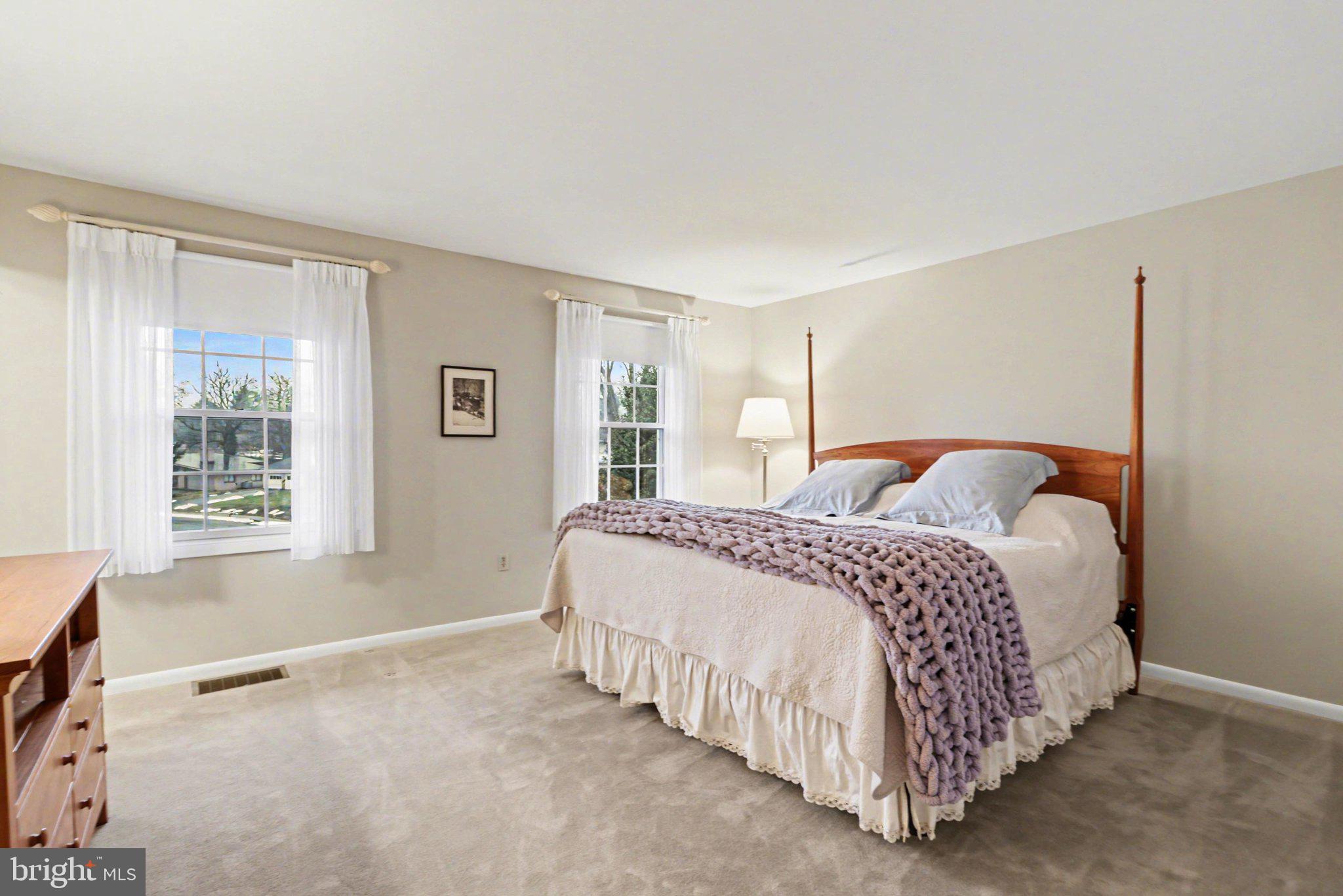 HEATHERLANDS - Residential