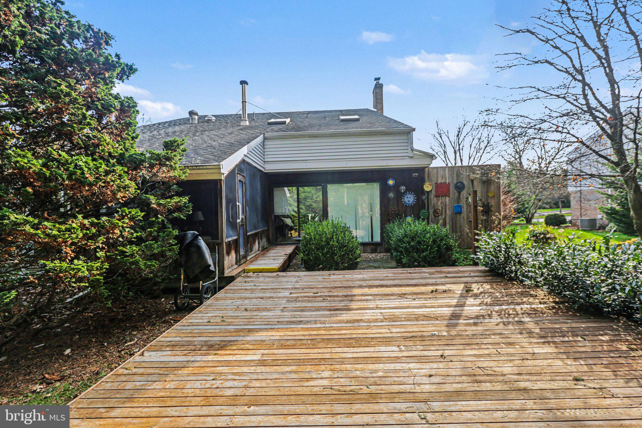 HEATHERLANDS - Residential