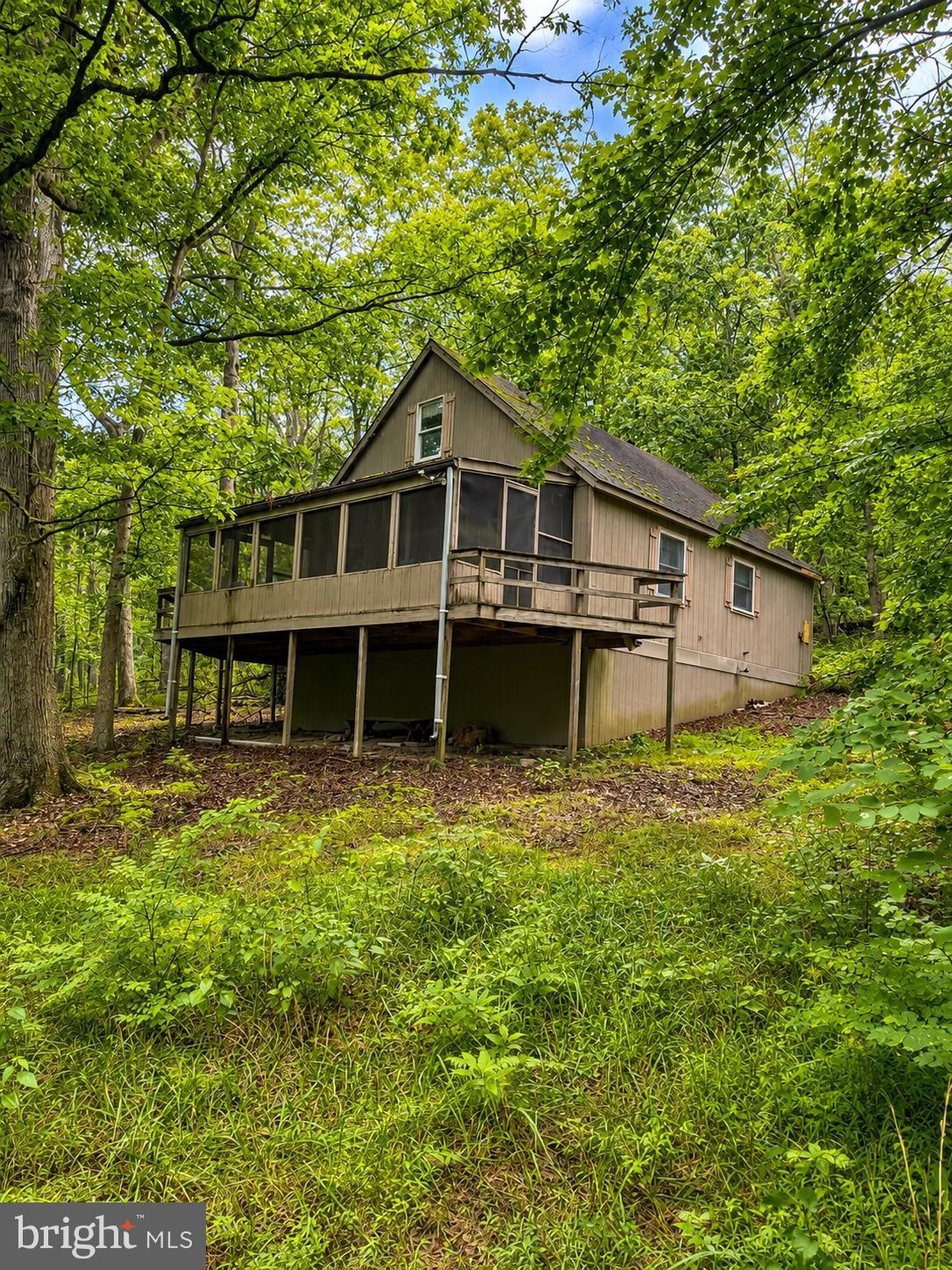 903 PIN OAK ROAD