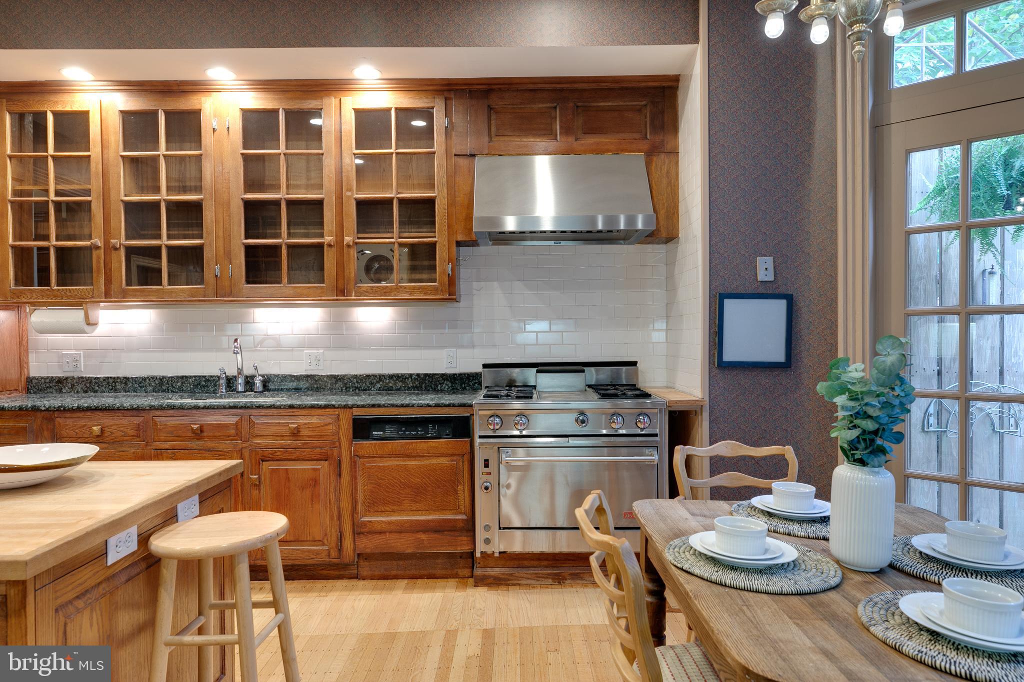 RITTENHOUSE SQUARE - Residential