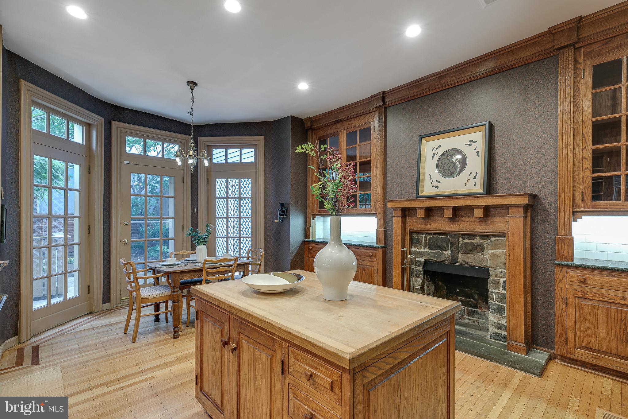 RITTENHOUSE SQUARE - Residential