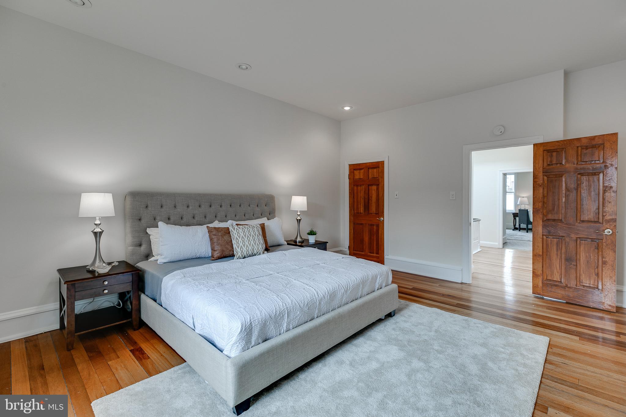 RITTENHOUSE SQUARE - Residential