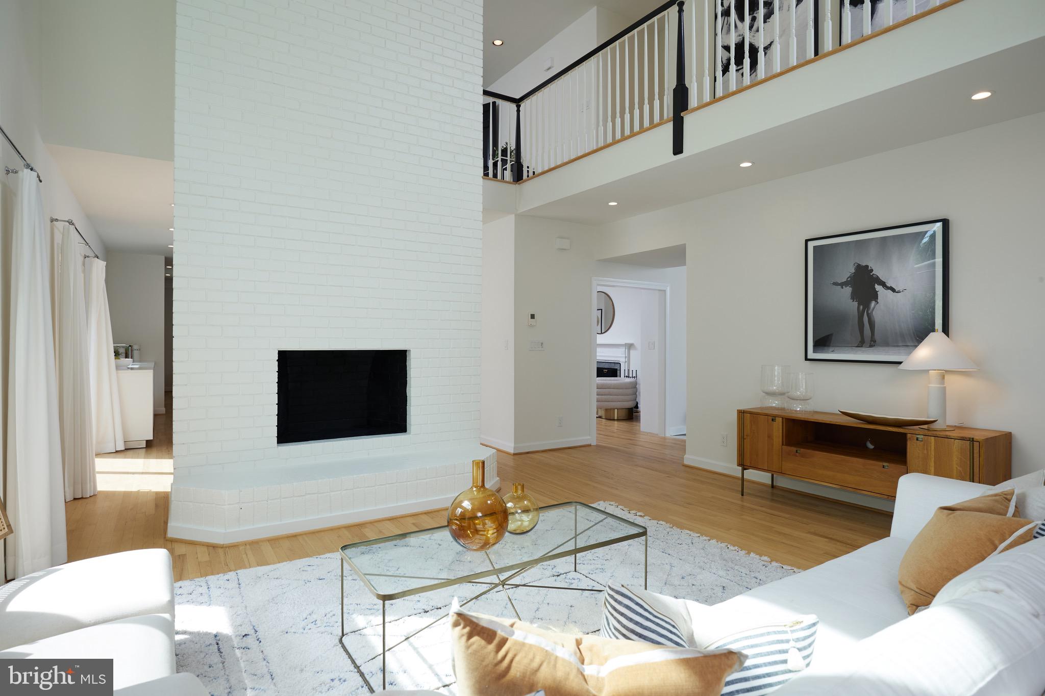 CHAIN BRIDGE WOODS - Residential