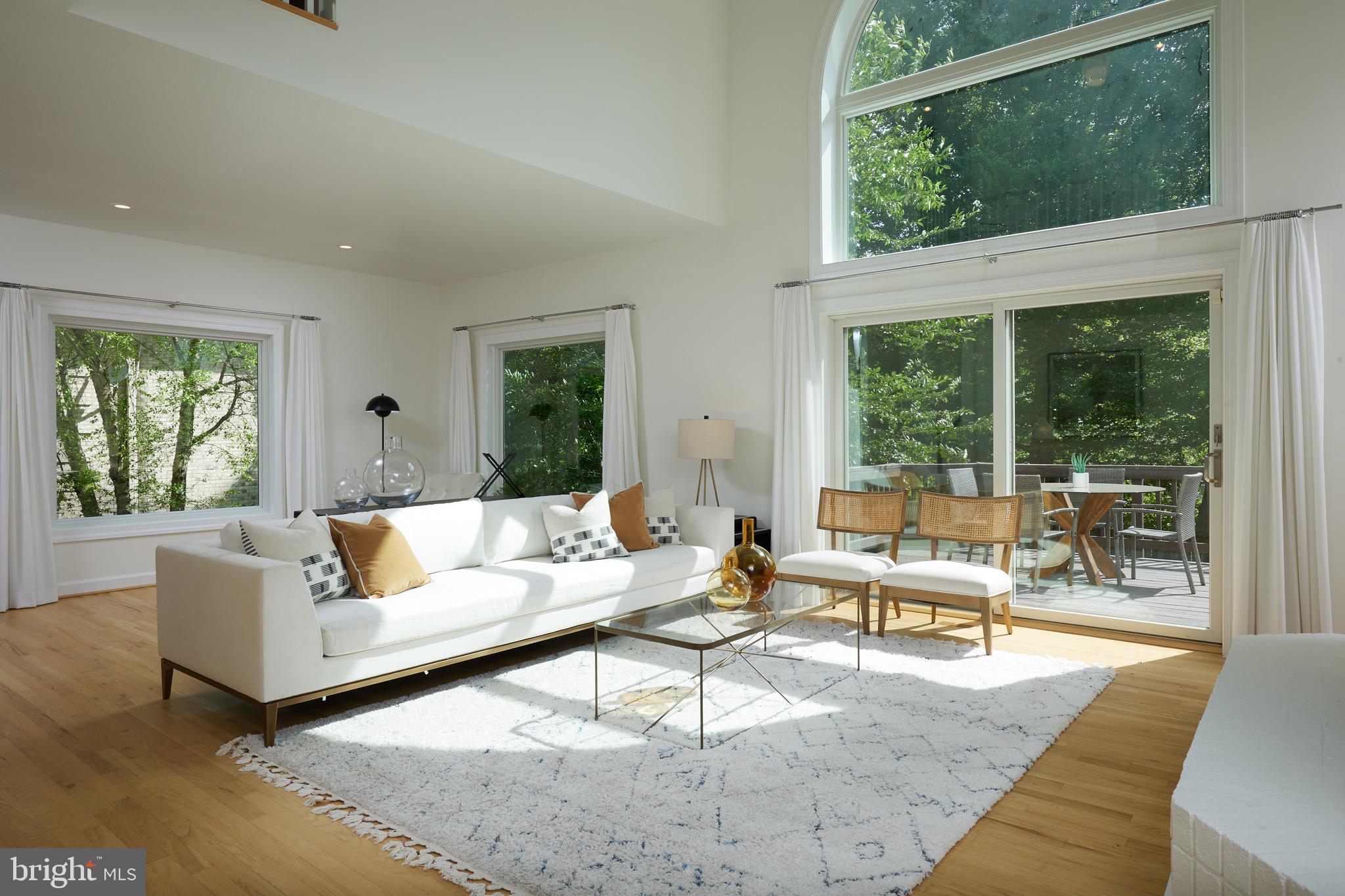 CHAIN BRIDGE WOODS - Residential