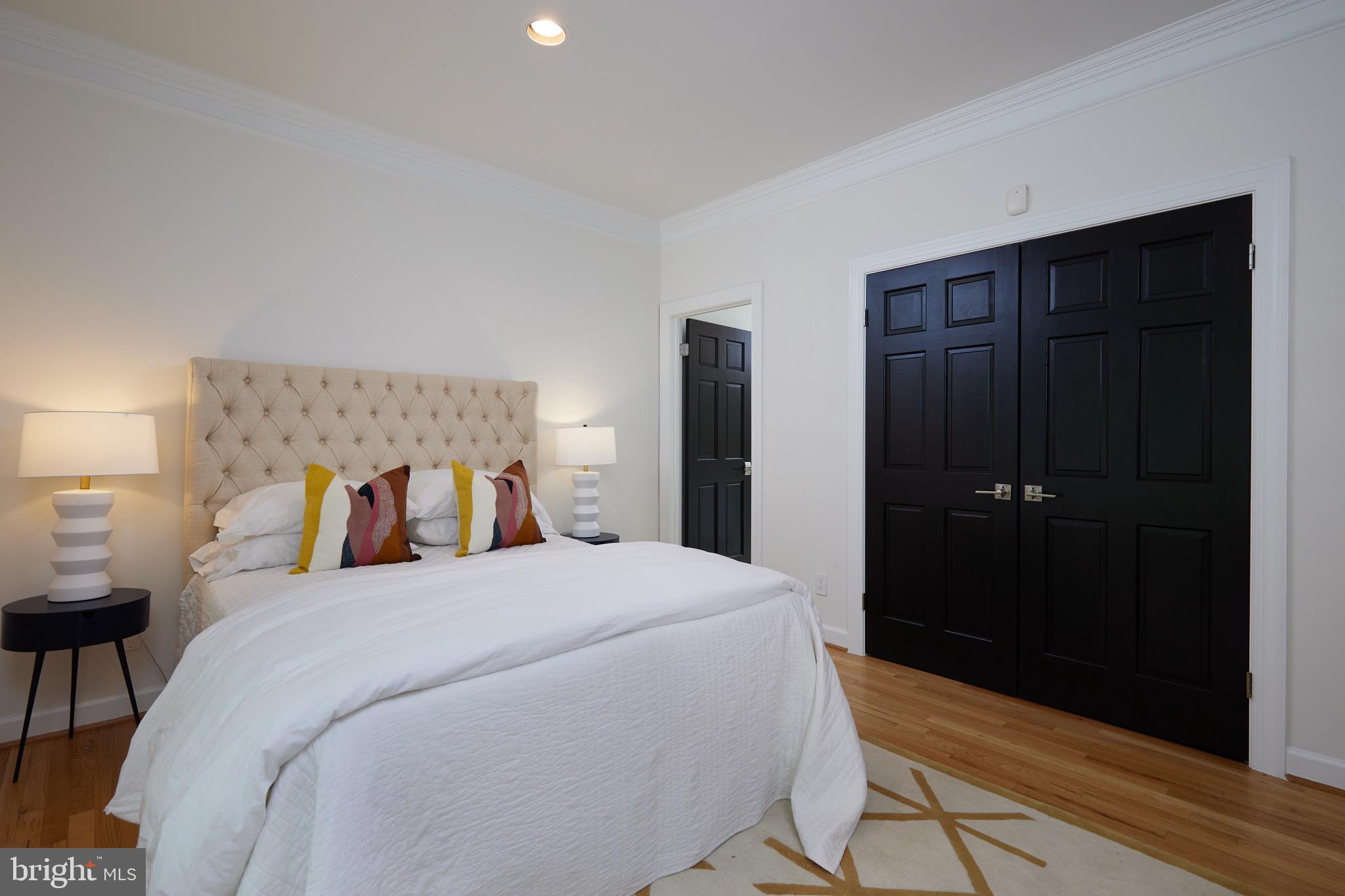 CHAIN BRIDGE WOODS - Residential