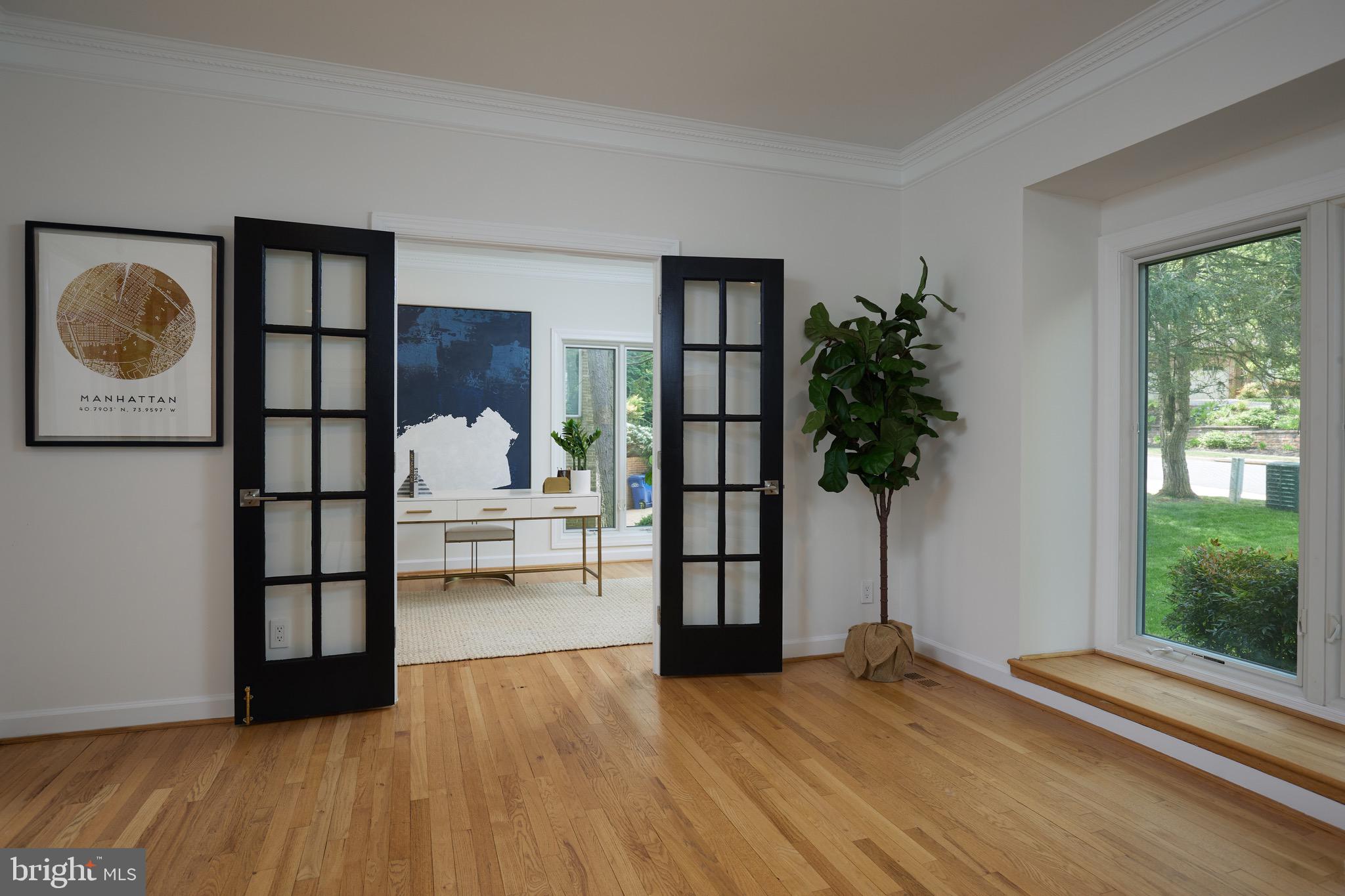 CHAIN BRIDGE WOODS - Residential