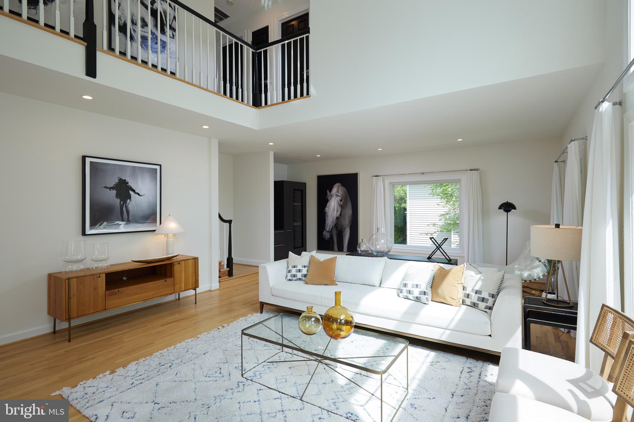 CHAIN BRIDGE WOODS - Residential