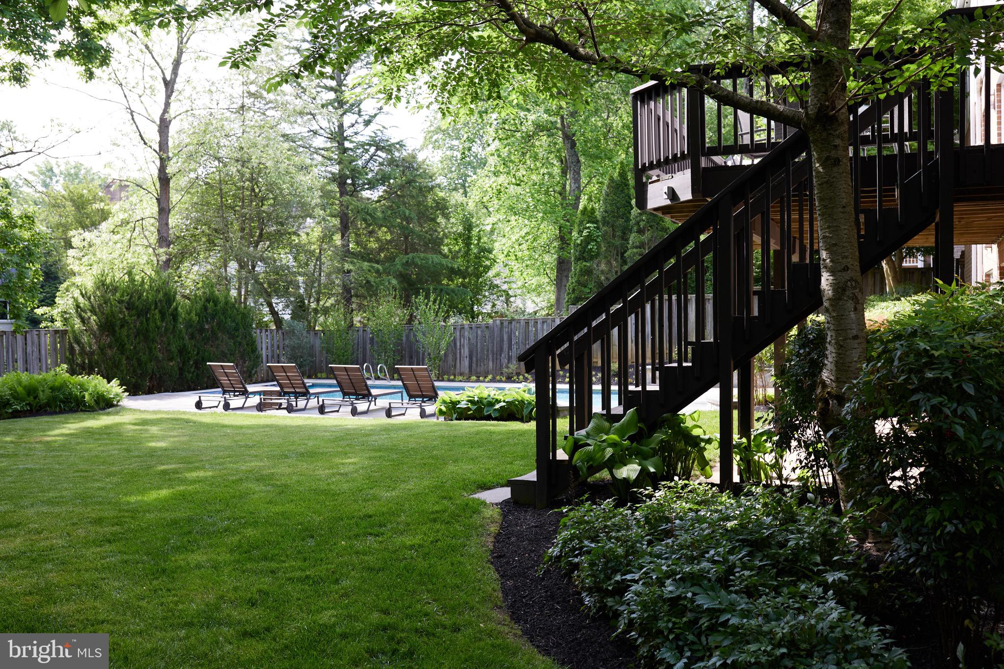 CHAIN BRIDGE WOODS - Residential