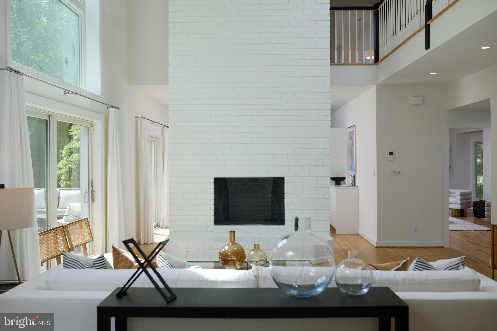 CHAIN BRIDGE WOODS - Residential