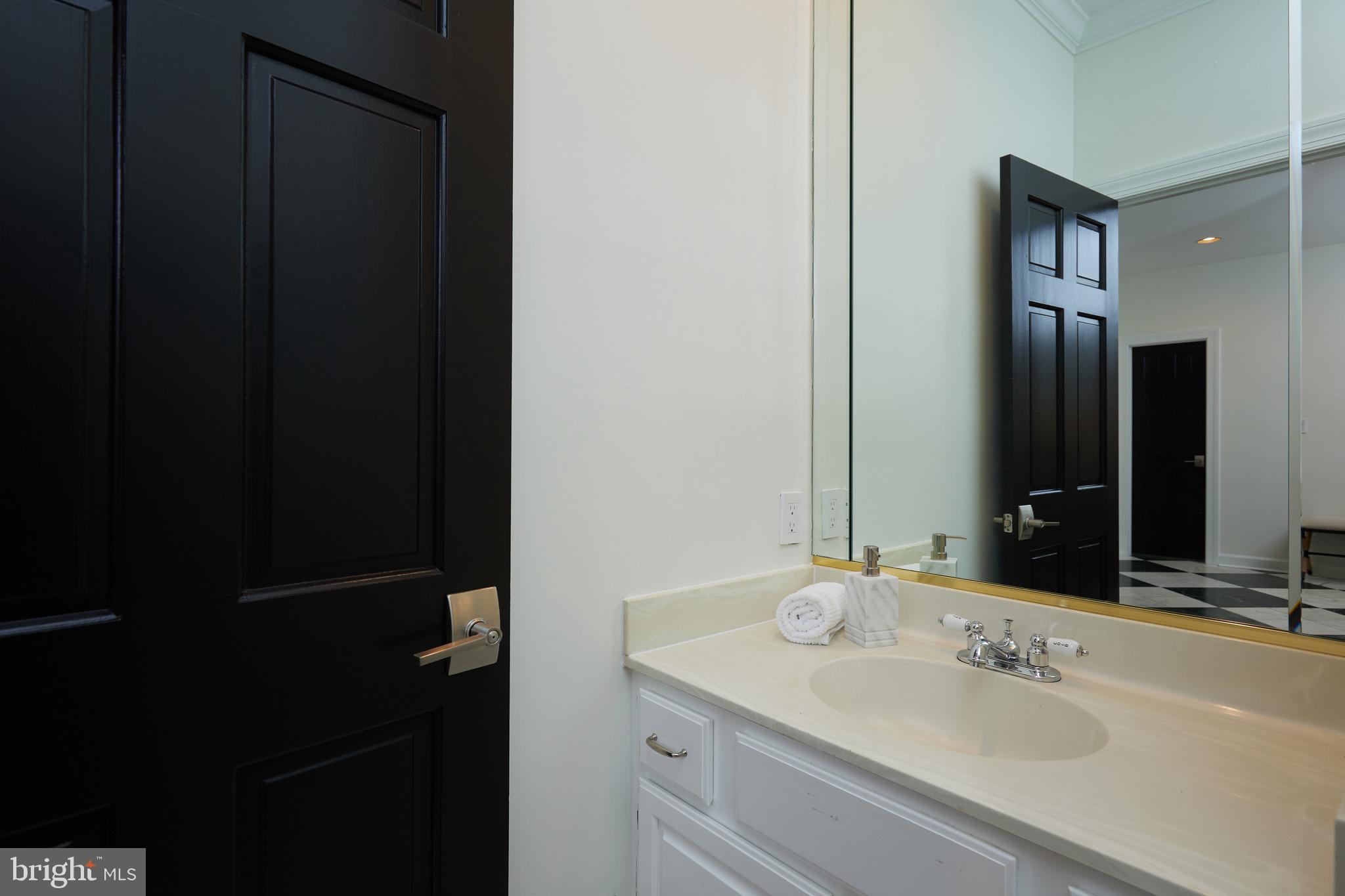 CHAIN BRIDGE WOODS - Residential