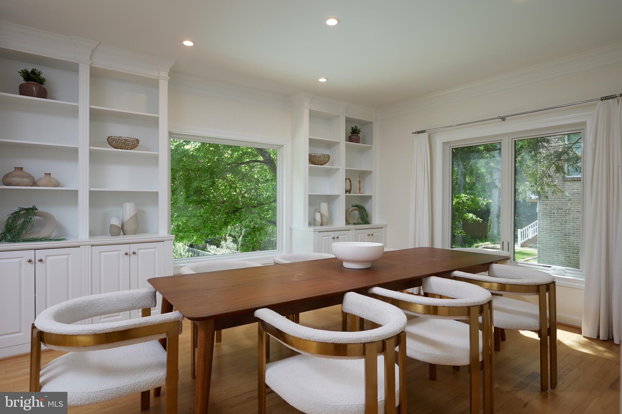 CHAIN BRIDGE WOODS - Residential