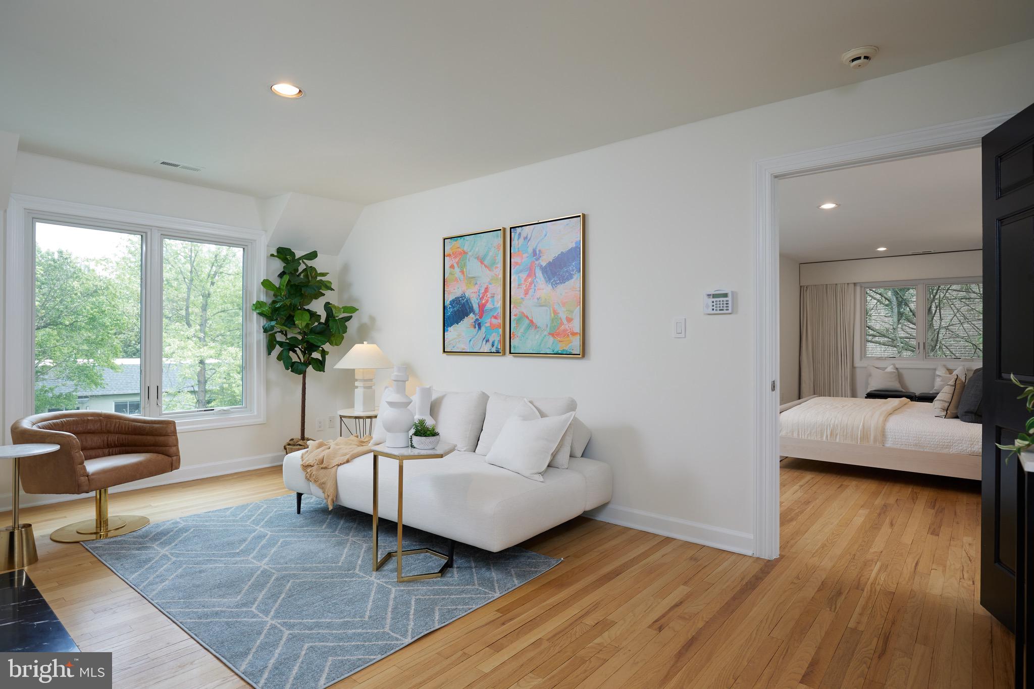 CHAIN BRIDGE WOODS - Residential