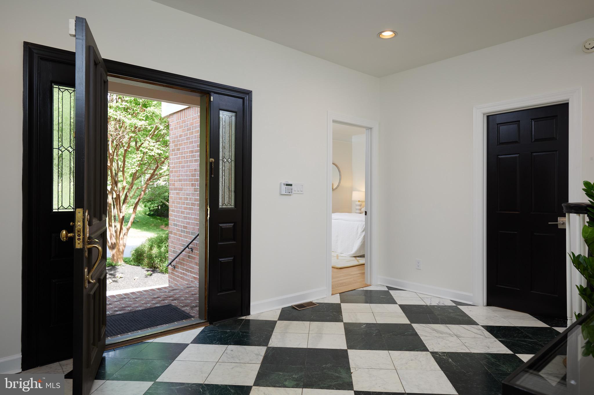 CHAIN BRIDGE WOODS - Residential