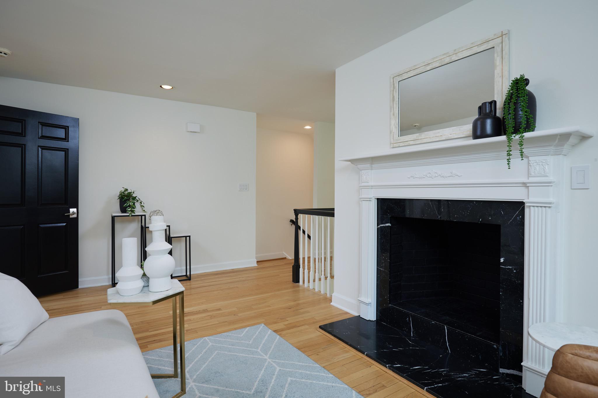 CHAIN BRIDGE WOODS - Residential