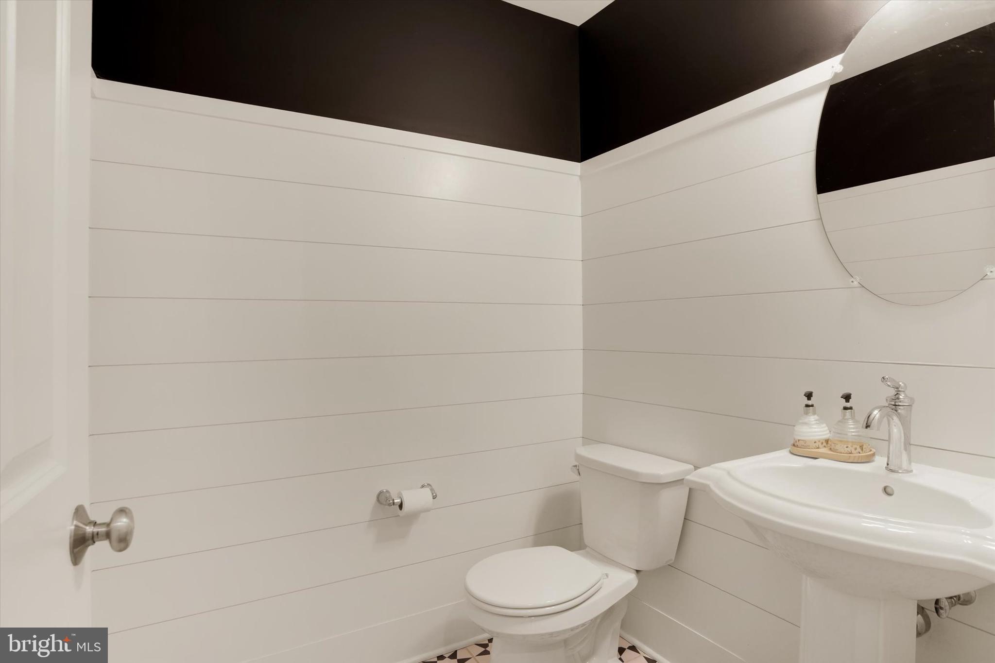 MAYAPPLE WOODS - Residential