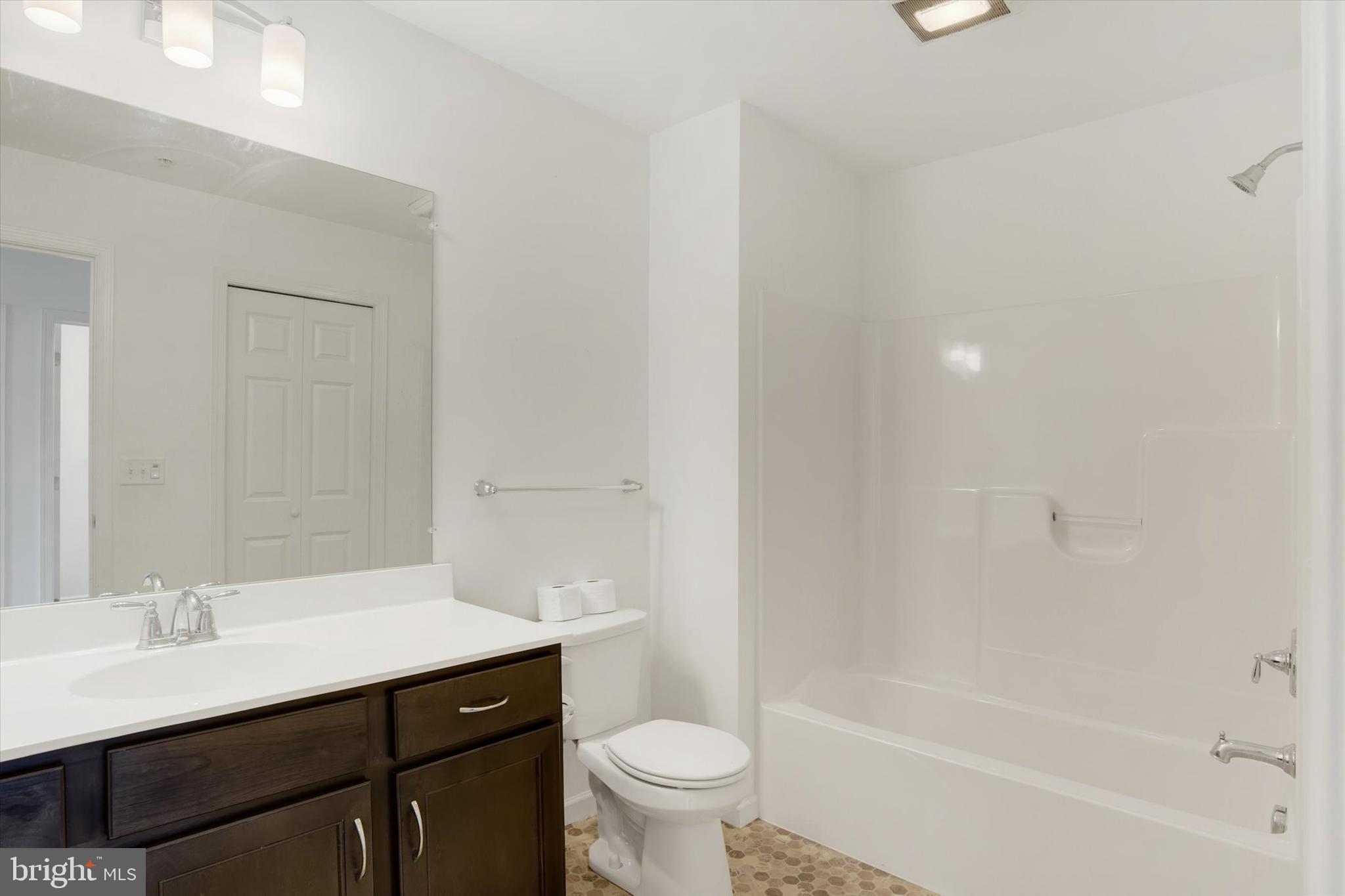 MAYAPPLE WOODS - Residential