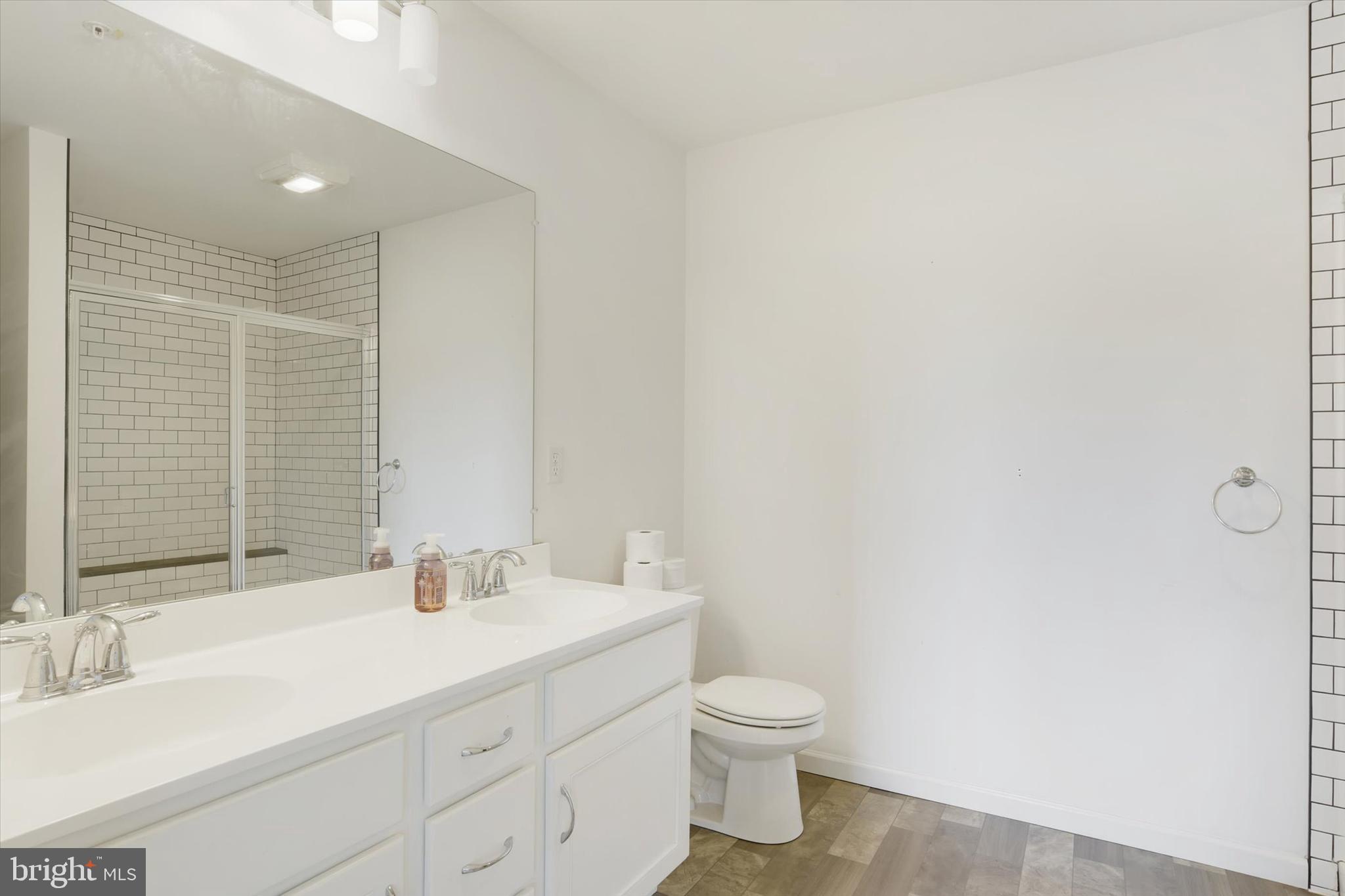 MAYAPPLE WOODS - Residential