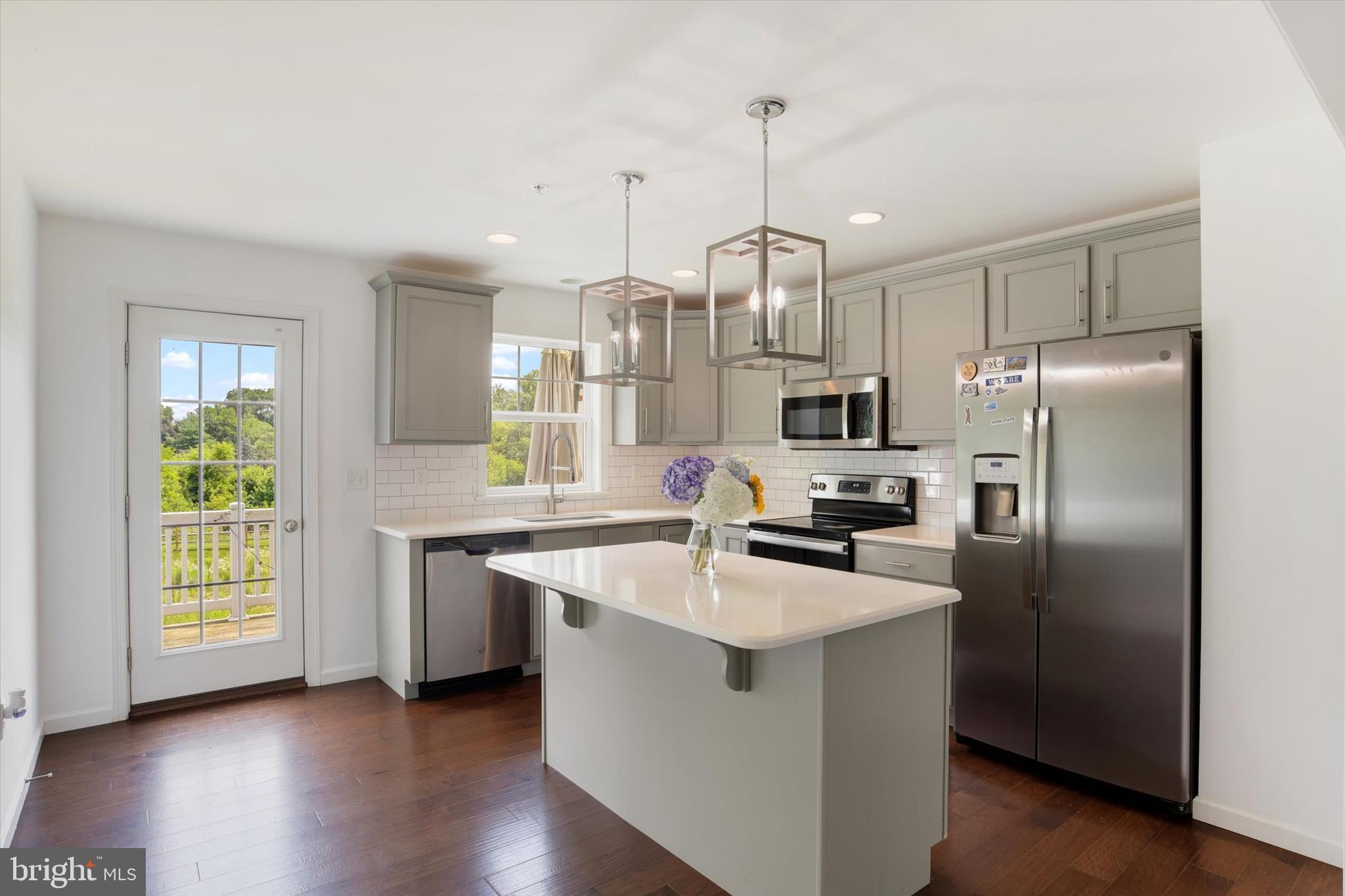 MAYAPPLE WOODS - Residential