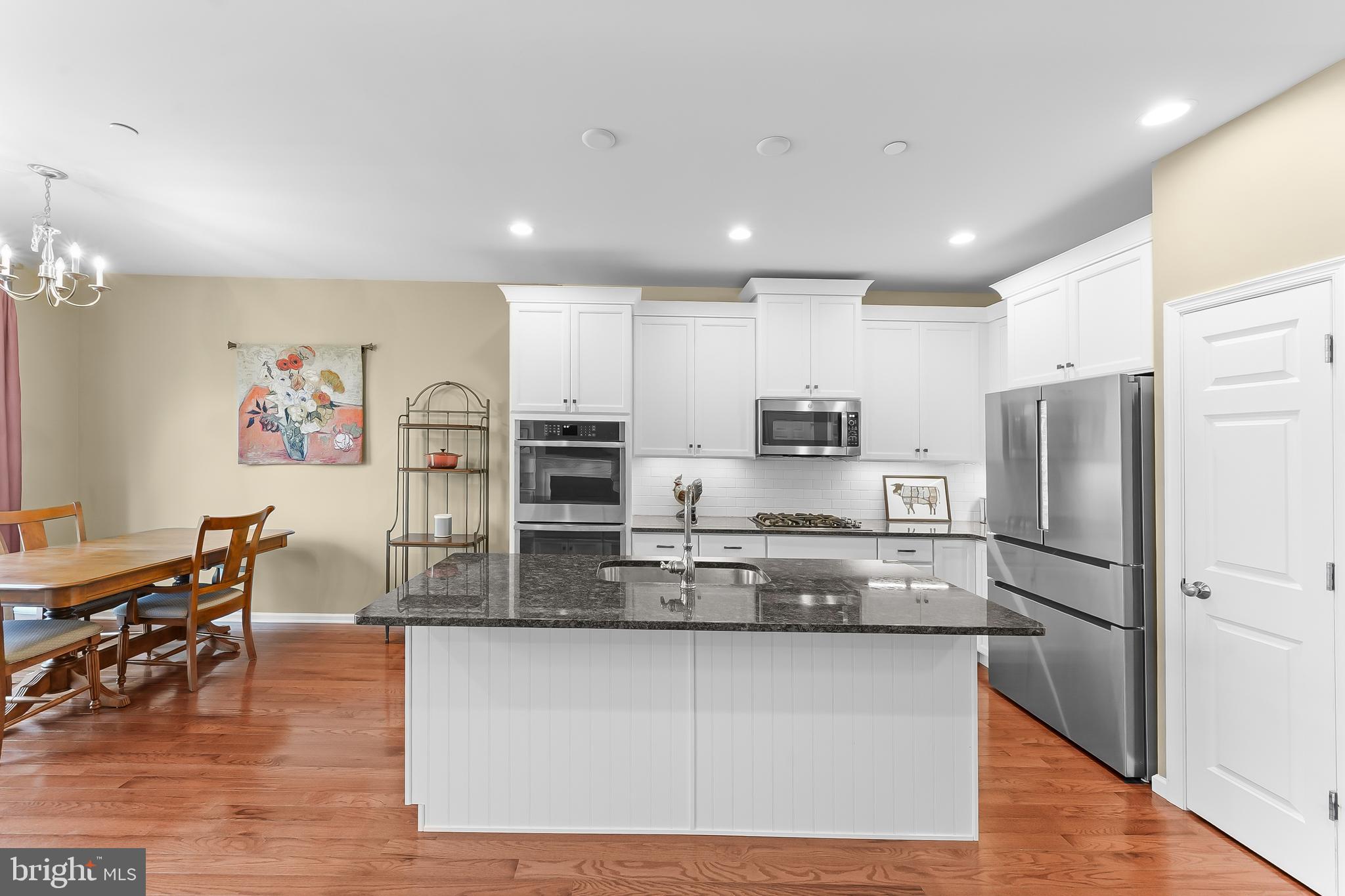 PEMBERTON - Residential