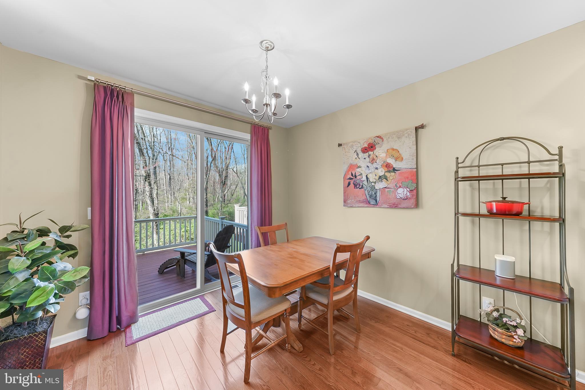 PEMBERTON - Residential