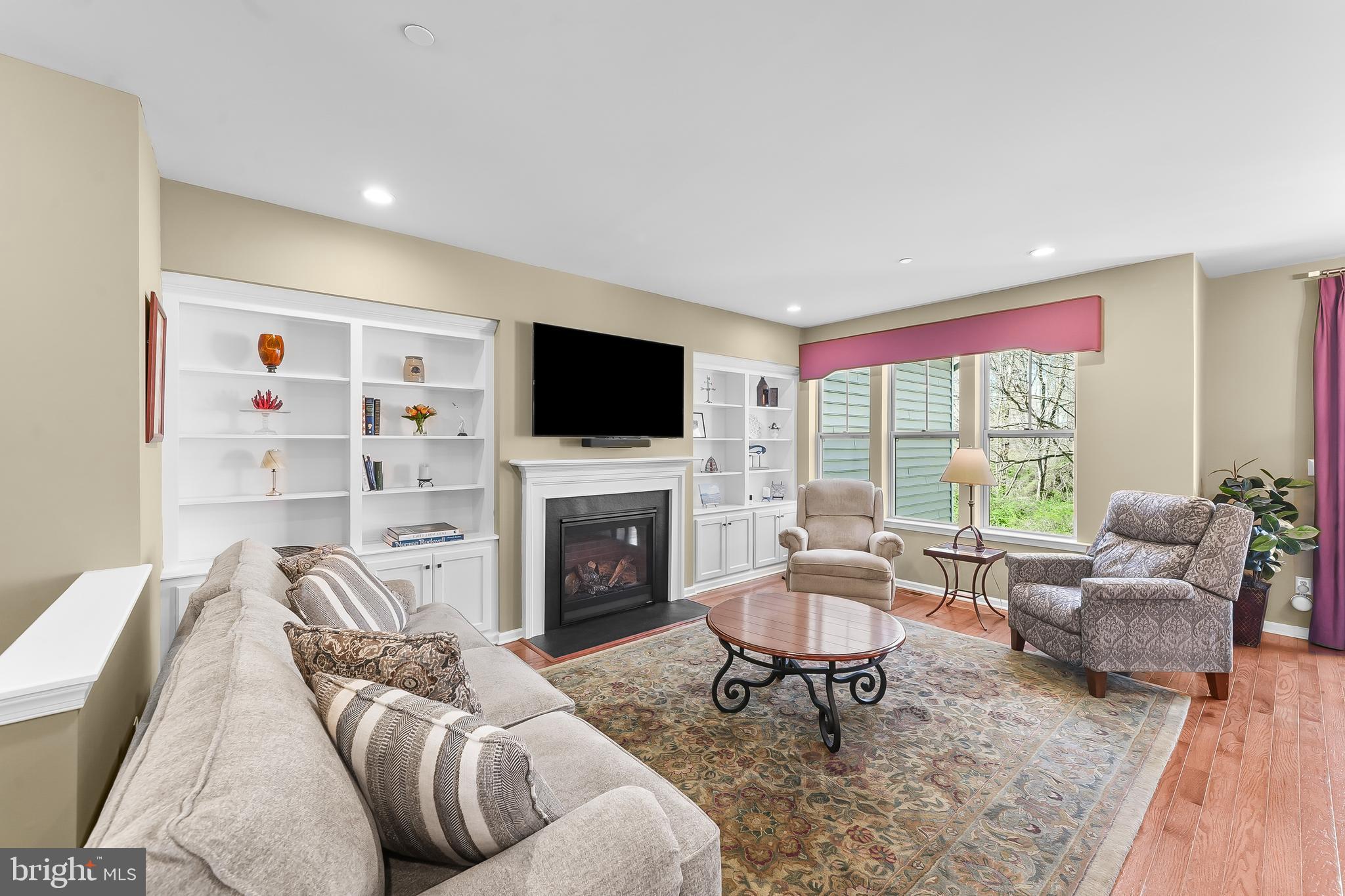 PEMBERTON - Residential