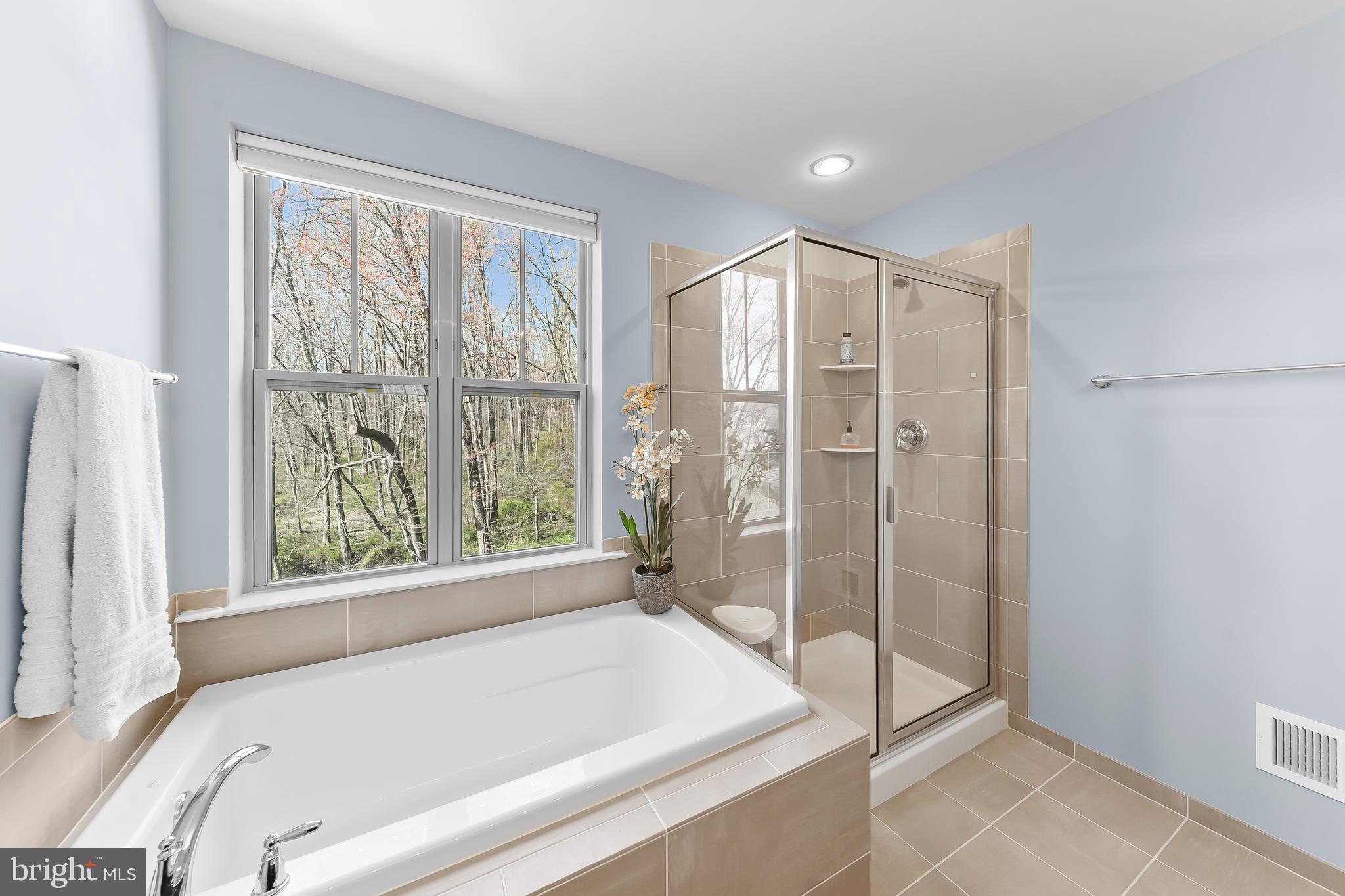 PEMBERTON - Residential