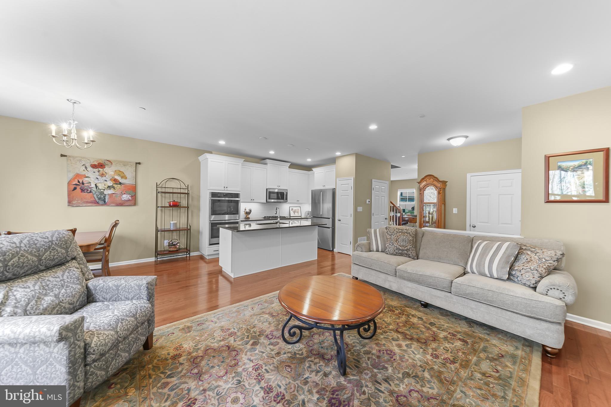 PEMBERTON - Residential