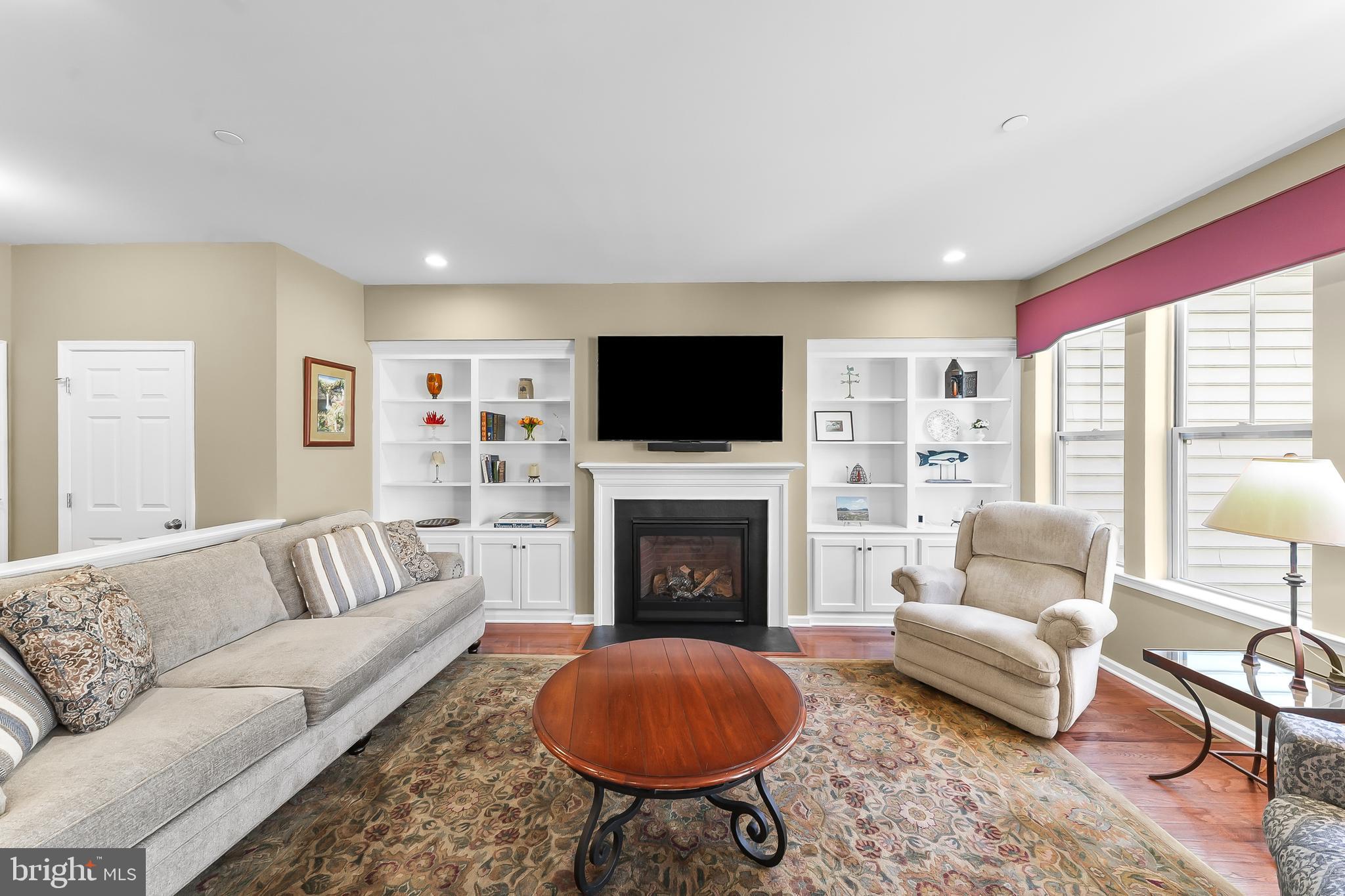 PEMBERTON - Residential