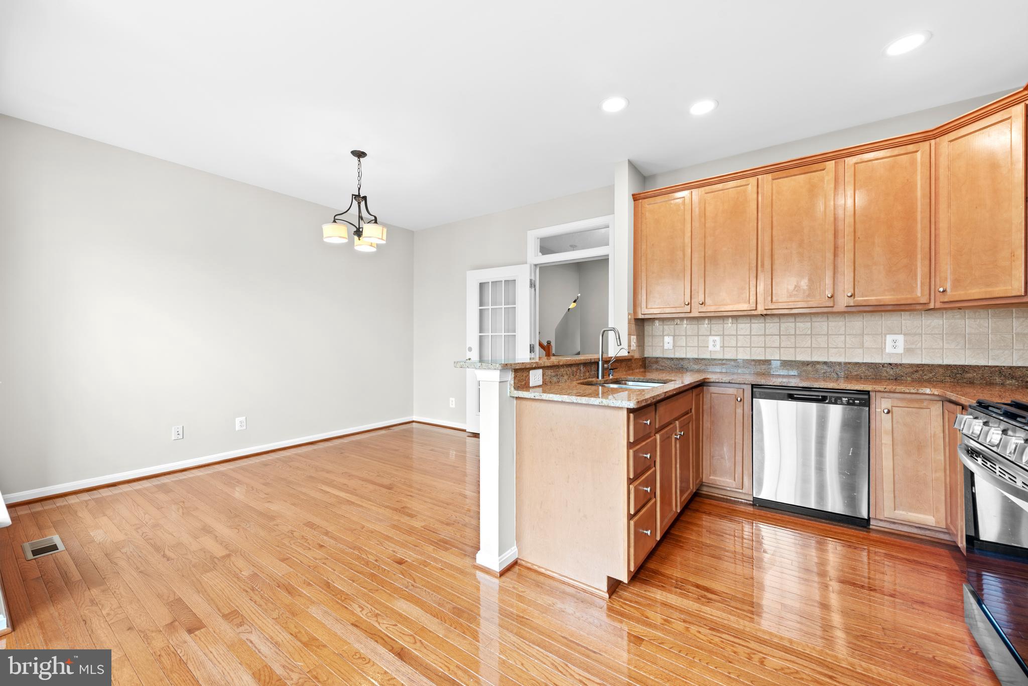 FAIRCREST - Residential